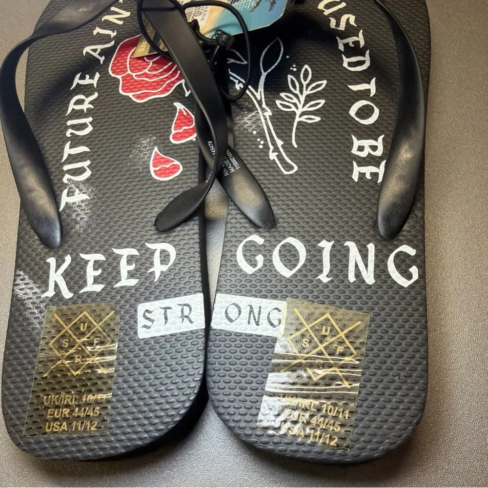 Primark Men’s Sandals Flip Flops Rose Design Black/ Red Soft Size‎ 11/12 NWT